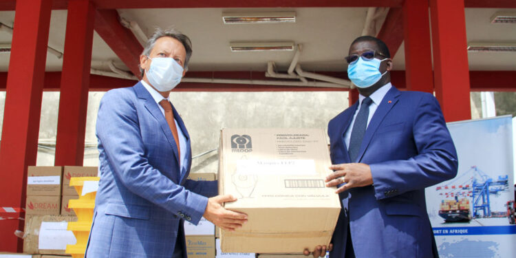 Coronavirus : les ports d’Abidjan et de San Pedro reçoivent des matériels de protection et de désinfection de l’Union européenne