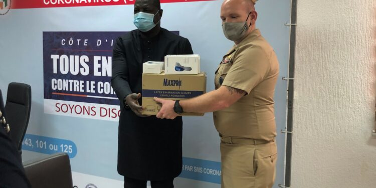 Don du gouvernement des Etats-Unis à l’Institut National d’Hygiène Publique