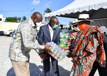 Ramadan : les générations Dougbo et Tchagba offrent des vivres au Premier Ministre Amadou Gon Coulibaly