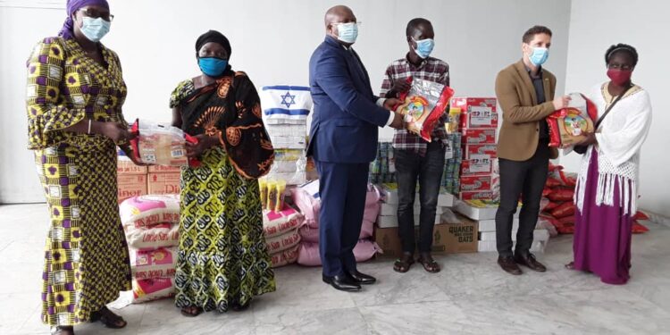 Inondations: Israël vole au secours des sinistrés