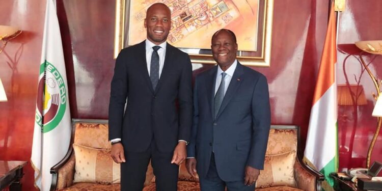 Côte d’Ivoire: Drogba chez le président Alassane Ouattara et son épouse