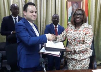 La Côte d’Ivoire et la Belgique signent une convention pour la formation d’ivoiriens dans les métiers du chocolat.