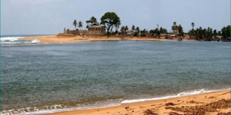 Grand Bassam: Les travaux pour la réouverture de l’embouchure débuteront en novembre (Duncan).