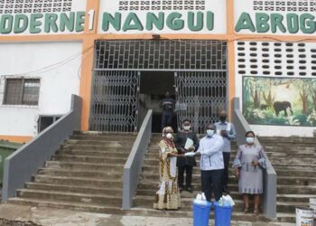 Covid-19/Reprise des Cours à Adjamé: Des masques, gels, savons liquides et seaux remis aux Écoles