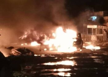 Yopougon : Un autobus et cinq véhicules incendiés