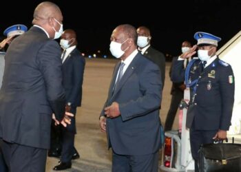 Après un séjour en France, le président Ouattara est rentré
