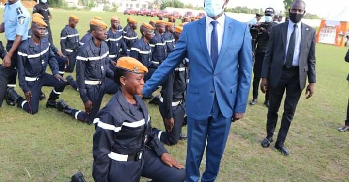 Côte d’Ivoire : baptême de la première promotion des chefs de grade de protection civile.