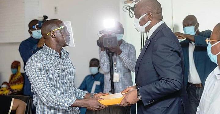 Décès des soldats ivoiriens au Mali : 15 millions de FCFA remis à chaque famille endeuillée