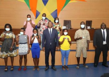 Côte d&rsquo;Ivoire : Mamadou Touré offre des permis de conduire à plus de 5000 jeunes