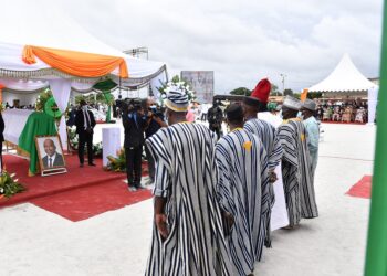 Obsèques du Premier Ministre Amadou Gon Coulibaly : les populations des Régions saluent son leadership consacré au développement