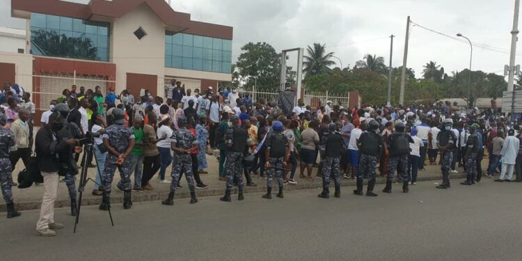 Côte d’Ivoire : point de la situation à Abidjan et à l’intérieur lundi soir