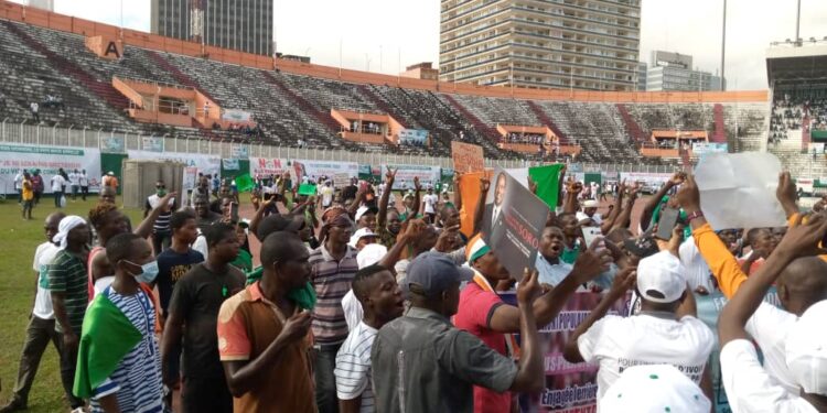 Côte d’Ivoire/Meeting de l’opposition au félicia: active sur les réseaux sociaux, elle peine à remplir le stade FHB