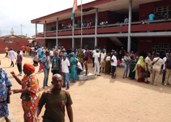 Côte d&rsquo;Ivoire/Présidentielle du 31 octobre: forte affluence à Abobo