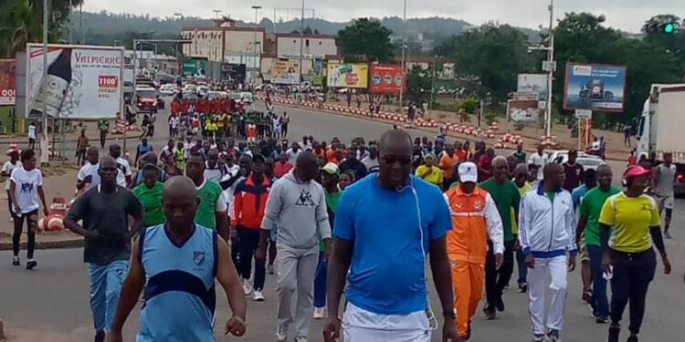 Yamoussoukro/Renforcement de la cohésion sociale: FDS et populations courent pour la paix
