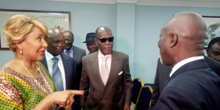 Côte d’Ivoire : voyant la CEI lui échapper, l’opposition plaide pour une reprise des discussions