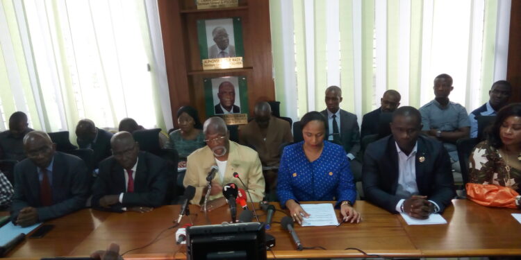 Côte d’Ivoire/Reforme de la CEI- CNI à 5.000 FCFA: l’opposition se rebelle