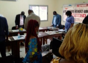 Journal « L’Expression »: Une minute de silence respectée en hommage au PM Amadou Gon Coulibaly