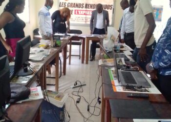 Côte d’Ivoire/Deuil: L’Expression observe une minute de silence en hommage à Mamadou Doumbia