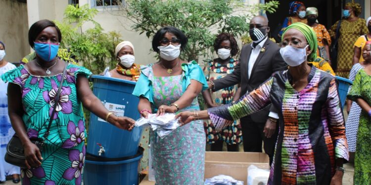 Coronavirus : le Premier Ministre met la ministre Ramata Ly-Bakayoko en mission sur les marchés