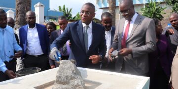 Maison de la presse d’Abidjan: Sidi Touré pose la première pierre d’une salle de conférence
