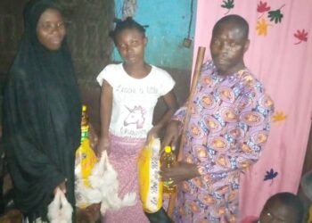 Ramadan : AGC offre des kits alimentaires aux personnes en situation de handicap d’Abobo…