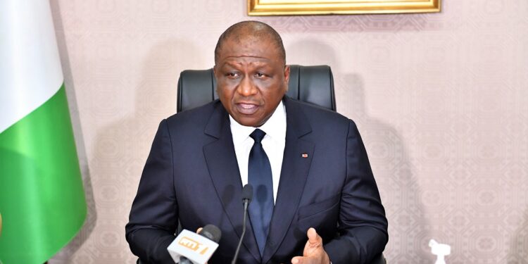 Côte d’Ivoire/développement industriel : le gouvernement ivoirien signe un accord de trois zones économiques et industrielles