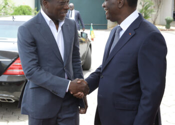 Côte d’Ivoire : le président Ouattara échange avec Talon