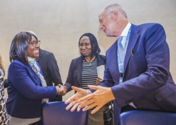 Genève/Examen Périodique Universel : Aimée Zebeyoux fait adopter le document final