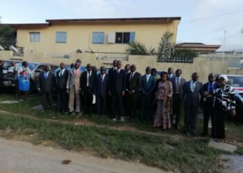 Côte d’Ivoire/Moussa Sanogo remet 16 véhicules de type 4×4 aux contrôleurs financiers