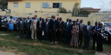 Côte d’Ivoire/Moussa Sanogo remet 16 véhicules de type 4×4 aux contrôleurs financiers