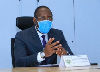 Lutte contre le Coronavirus : La Côte d’Ivoire est en mesure de produire plus de 8 millions de masques par mois