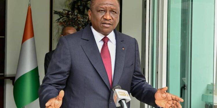 Les « 100 jours » du Premier Ministre Hamed Bakayoko : un engagement fort en faveur du dialogue social, de la jeunesse et du secteur privé