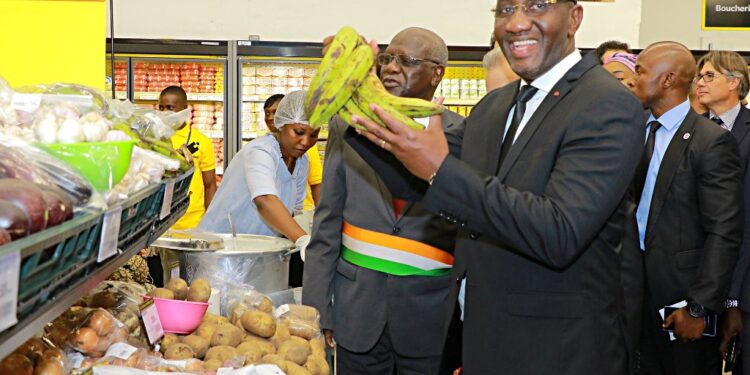 Commerce : le Ministre Souleymane. Diarrassouba encourage la promotion des produits « made in Côte d’Ivoire »