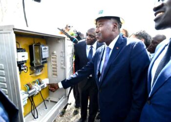 Tarif social d’électricité : « 73 000 ménages bénéficiaires dans la région du gbeke », selon le premier ministre Amadou Gon Coulibaly