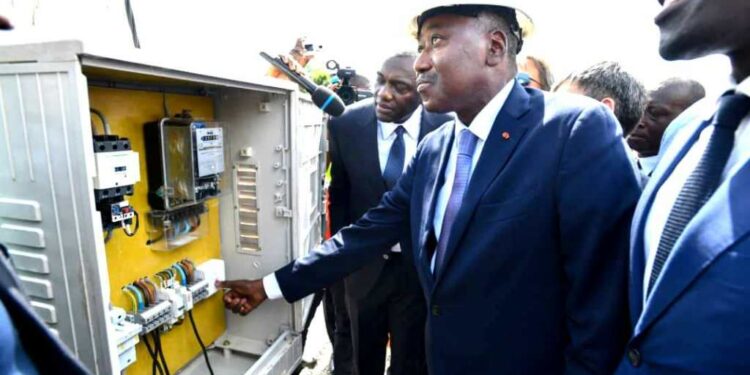 Tarif social d’électricité : « 73 000 ménages bénéficiaires dans la région du gbeke », selon le premier ministre Amadou Gon Coulibaly