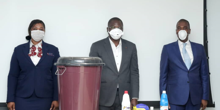 Destruction d’un centre de dépistage à Yopougon/Amedé Kouakou aux populations : «Ne mélangeons pas la politique à cette pandémie » 