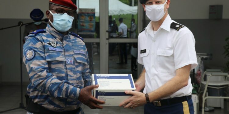 Côte d’Ivoire: Les Etats-Unis équipent le Service de santé des armées