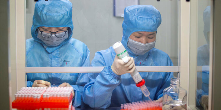 COVID-19 : cinq vaccins testés sur plus de 2000 volontaires en Chine