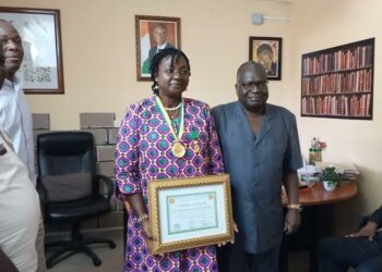 Promotion des mathématiques : Le chef de l’antenne pédagogique de Yopougon récompensé