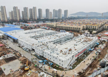 Chine/Wuhan reprend progressivement les services médicaux normaux