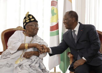 Bonne conduite des affaires de la nation : le Roi de l’Indénié félicite le président Ouattara