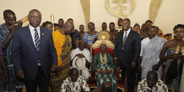 Côte d’Ivoire : la Reine des Baoulé réitère le soutien de son peuple au président Ouattara