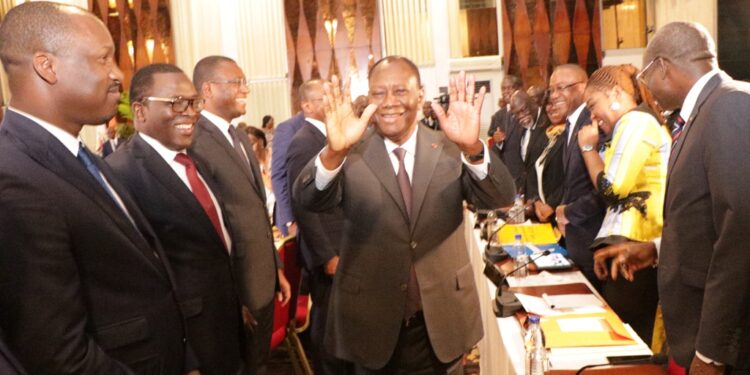 Côte d’Ivoire : le gouvernement légèrement réaménagé, voici ce qui a changé