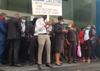 Côte d’Ivoire: Les travailleurs d’Ecobank en grève, à 2 jours de la fin du mois