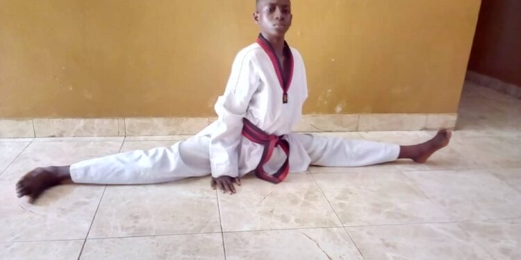 Taekwondo/ Graine de champion:  Fofana Cheick (C.N 4è Dan), le gamin qui impressionne !