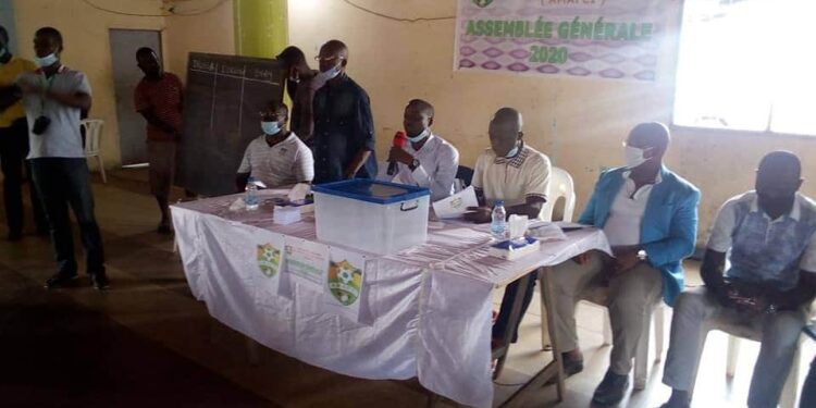 FIF/Parrainage des arbitres: Des frondeurs rejettent Sory et choisissent Drogba