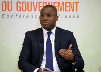 Affichage publicitaire : près de 500 panneaux anarchiques démantelés dans le District d’Abidjan