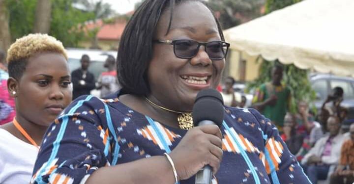 Adhésion massive au Rhdp: Voici comment Anne Ouloto a conquis le Cavally