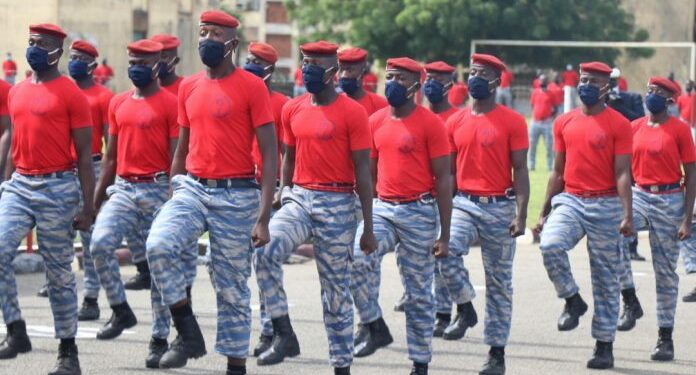 Côte d’Ivoire : 457 gendarmes commandos stagiaires reçoivent leurs brevets et attributs