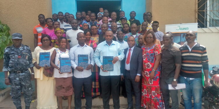 Bouaflé/ Gestion et financement d’entreprise  Le conseil régional forme 200 jeunes